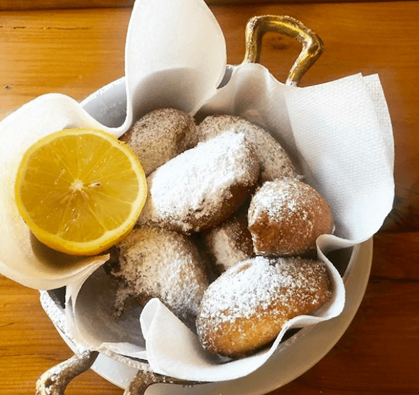 Ricotta fritters