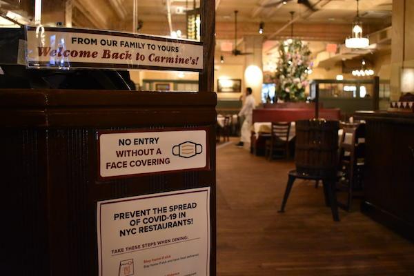 Carmine's indoor dining