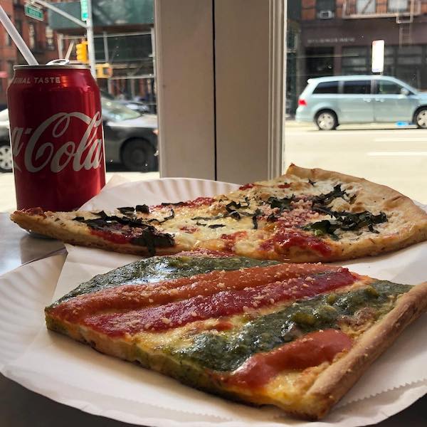 Marinara Pizza top NYC slices