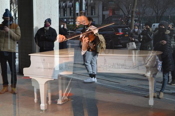 Sean Lee violin