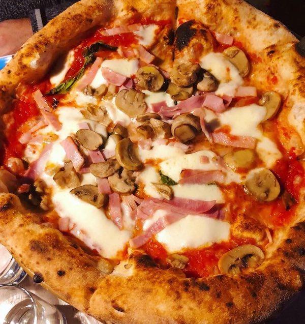 PROSCIUTTO E FUNGHI