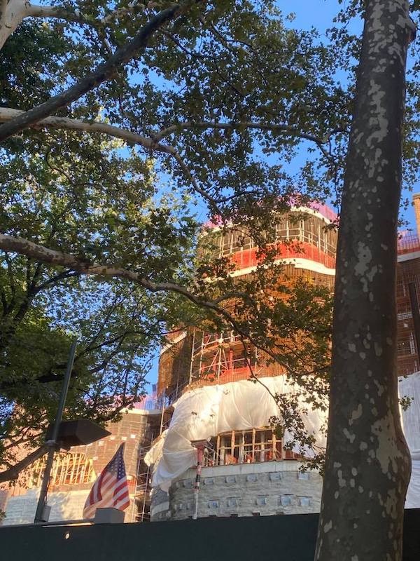 AMNH Richard Gilder Center tops out