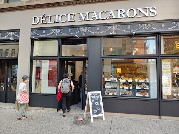 Delice Macarons 321 Amsterdam Ave