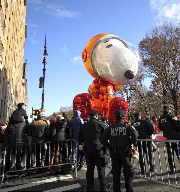 snoopy parade