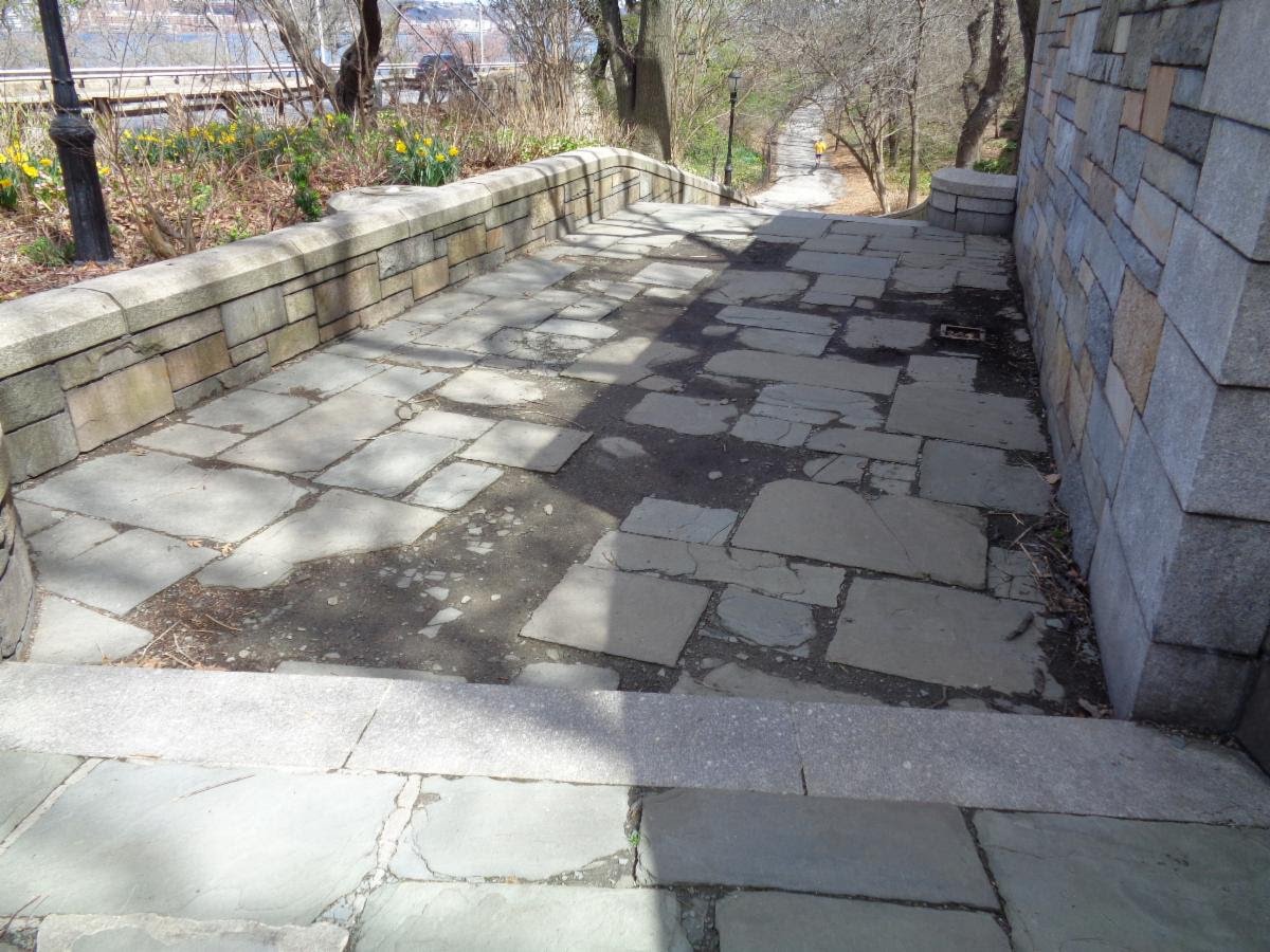 before riverside park 83rd street stairs