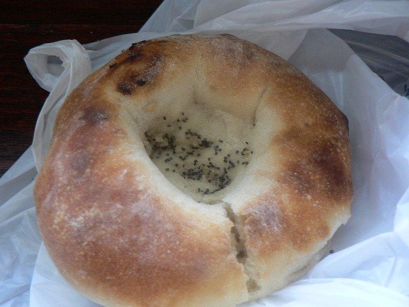 kossars-garlic-bialy