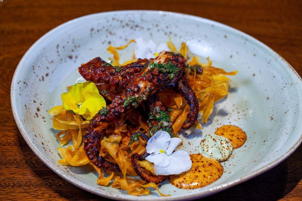 Grilled Octopus El Fish Marisqueria