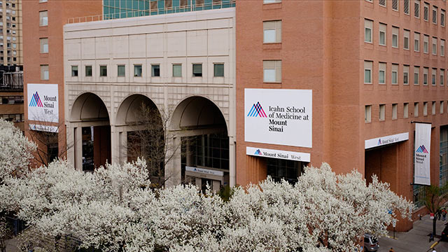 mount sinai west emt stabbed