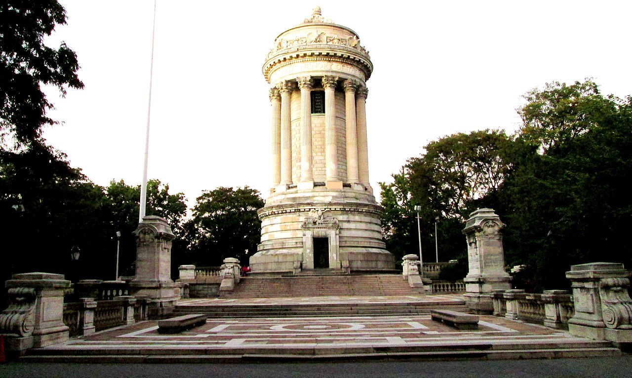 soldiers sailors monument riverside park