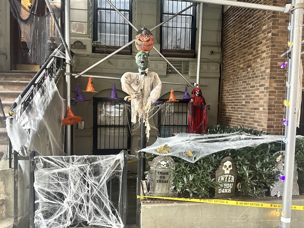 Ghoul on Lampost at 108 West 69th Street