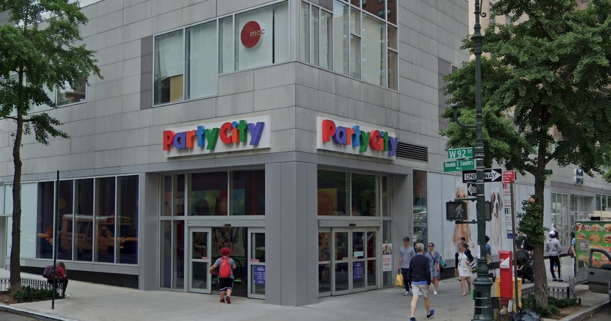Party City Closing