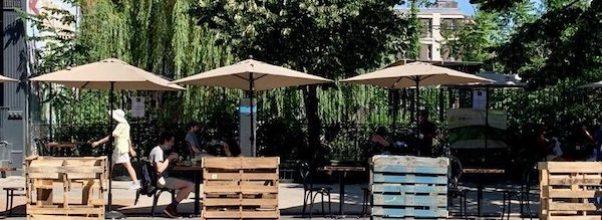 Creative, Expanded Outdoor Dining Setups