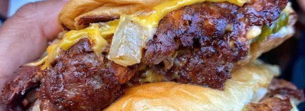7th Street Burger Opens on Amsterdam Ave
